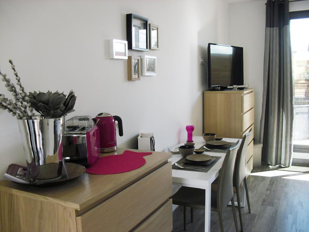 Studio A Deux Pas D'Aix Aix-en-Provence Kamer foto